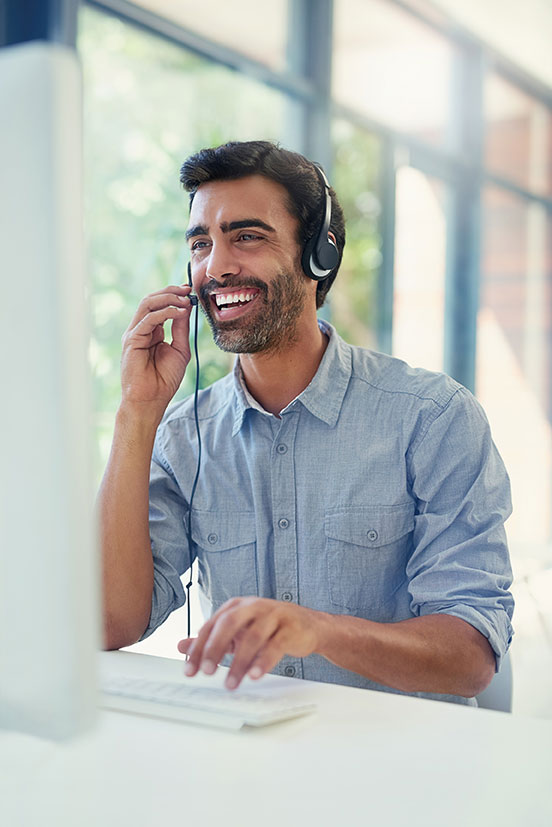 Homem com headset